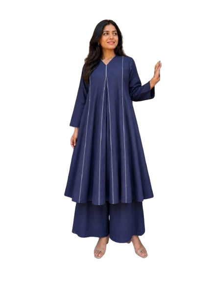 awomen wearing ablue color nursig codset online maternity wear in kerala